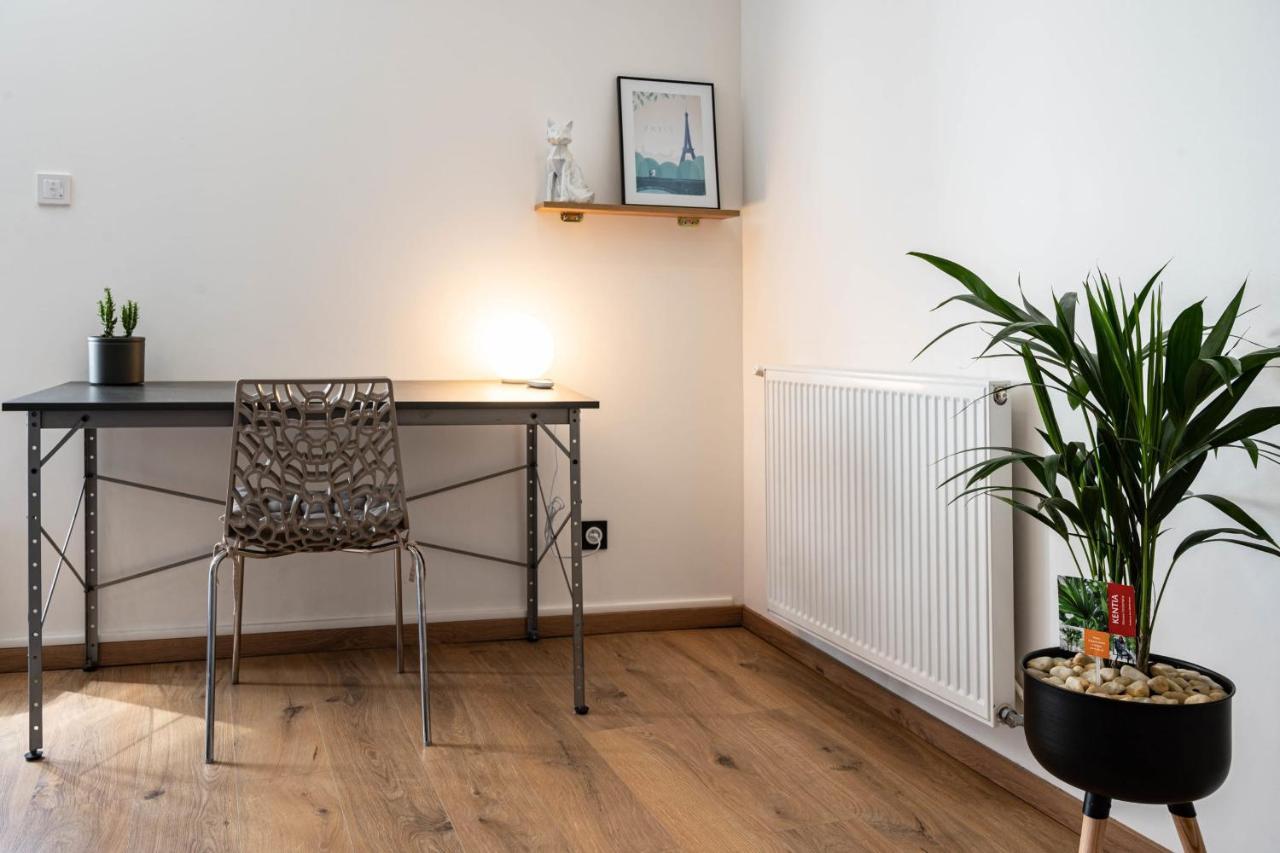 Nouvel Appartement Prive ! Proche Du Centre-Ville 페이티에 외부 사진